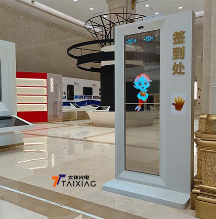 重庆西南总部证券大楼+立式OLED透明拼接屏+内置主机支持独