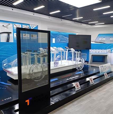 安徽芜湖奇瑞汽车+OLED透明滑轨屏+滑轨移动导向