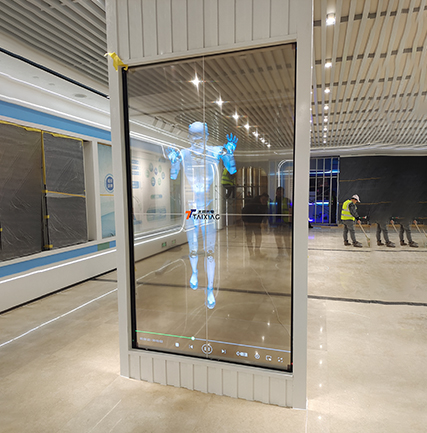 内蒙古科创中心+OLED透明屏拼接屏、OLED透明滑轨屏